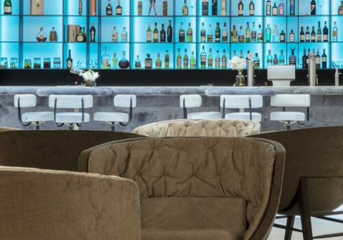 hotelbar_1-scaled-683x1024